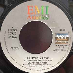 7-дюймовая пластинка CLIFF RICHARD - A Little In Love 8068 EMI America 1980 США Рок Б/у