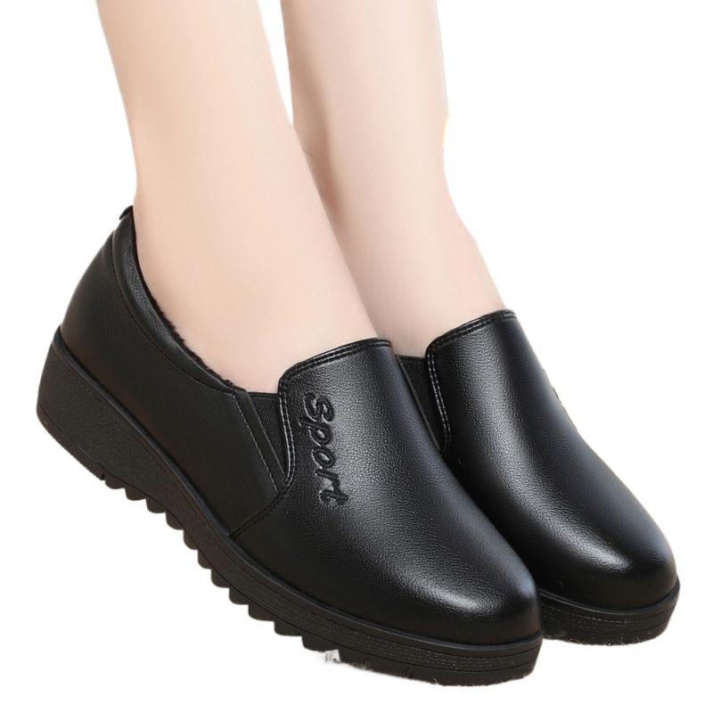 Брендовые демисезонные туфли для мам, кожаные туфли для среднего и пожилого возраста, туфли на плоской подошве с круглым носком, мягкая подошва, рабочие нескользящие туфли