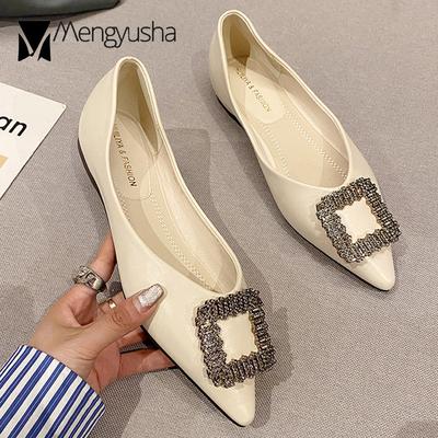 Модные весенние женские туфли Бренд Металлическая пряжка Балетки Женские Мягкая подошва Балетки OL Офисные туфли-лодочки Заостренный носок Неглубокие