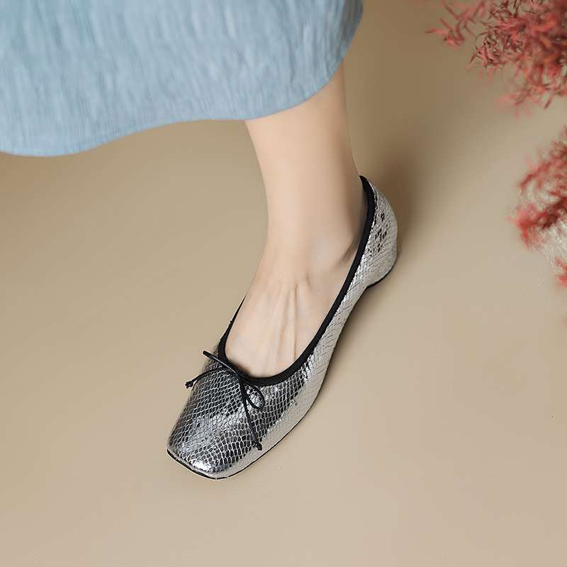 Krazing Pot Овечья кожа Лето Весна Осень Средний каблук Slip on Женские бабочка-узлом Европейский дизайн квадратный носок туфли-лодочки с неглубокой подошвой