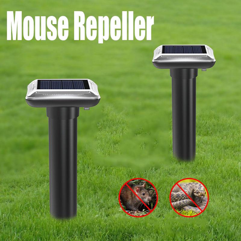 1/2 Pcs Solar Mouse Repeller Beep Vibration Plug and Play Ultrasonic Mouse Repeller Outdoor Snake Repeller