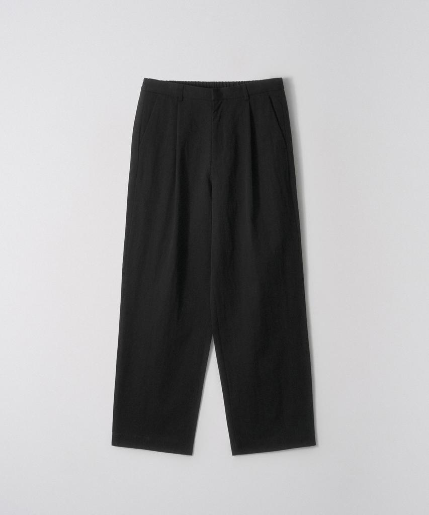 EZIO One-Tuck Chino Wide Pants_Black