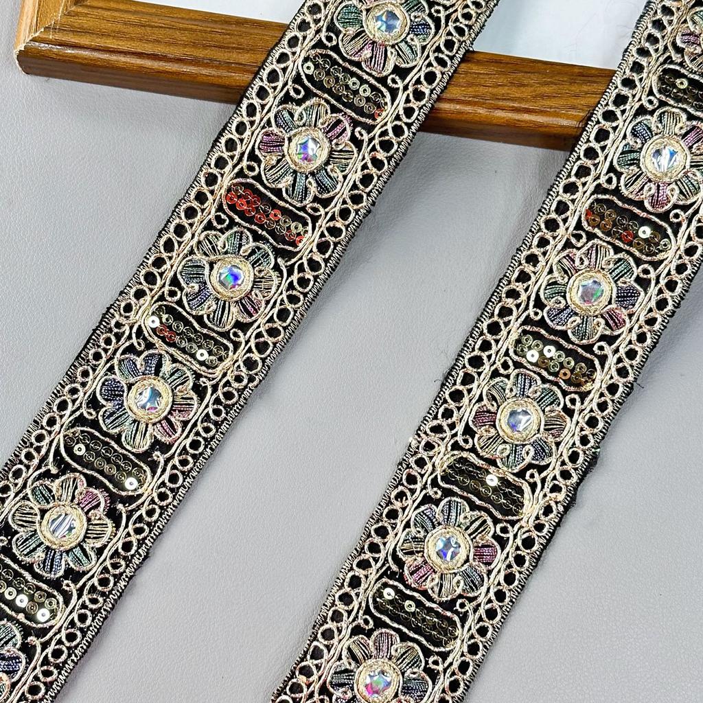 4.5Cm National Style Retro Embroidery Webbing Ancient Clothing Hanfu Western Regions Ethnic Style Barcode Gold Silk Rope Clothing Lace