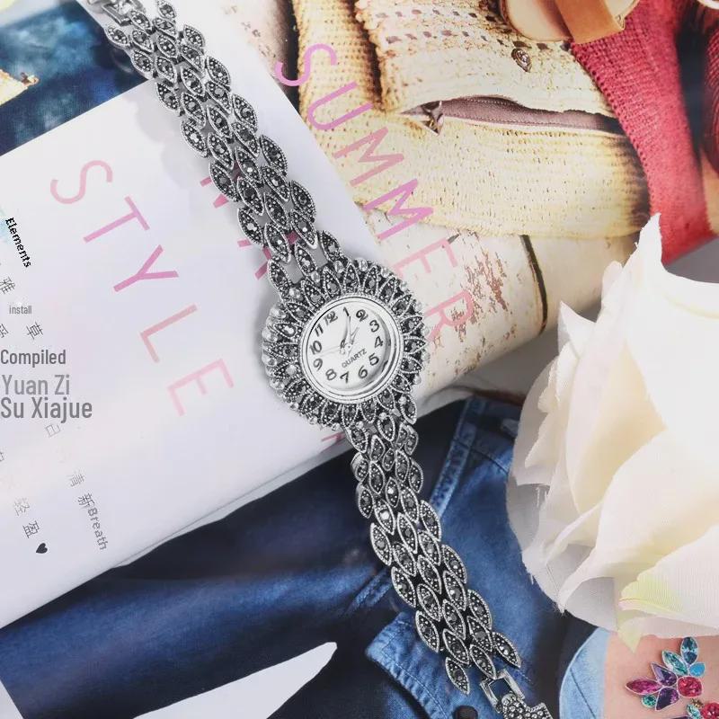 Elegant Alloy Watches with One-Piece Delivery – Superior Quality and Style