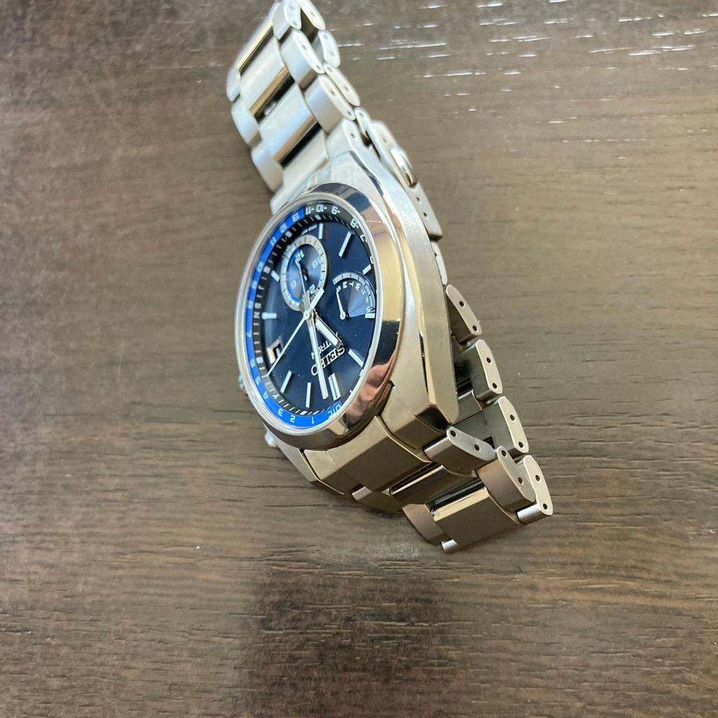 Подержанные часы SEIKO Eco-Drive темно-синего цвета
