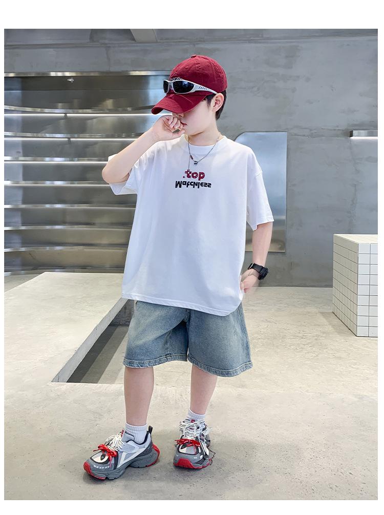 Boys' Trendy Cool Hat Print Short Sleeve Loose Top for Summer 2026 - Medium & Large Sizes