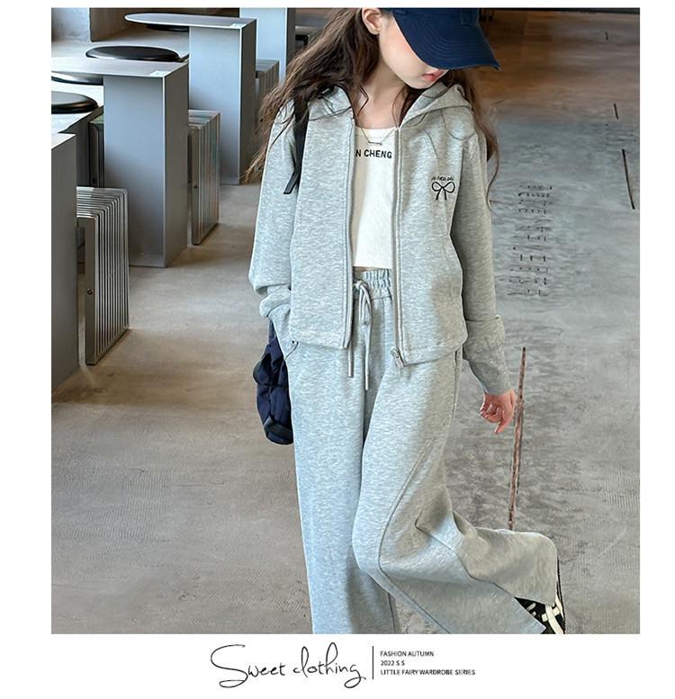 Модный повседневный комплект-двойка для девочек на весну и осень 2025 года: Модная детская одежда для девочек-подростков