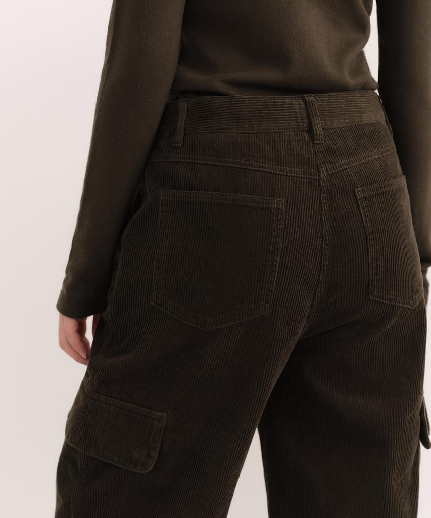 MUSINSA STANDARD WOMAN 8W Corduroy Wide Cargo Pants [Dusty Khaki]