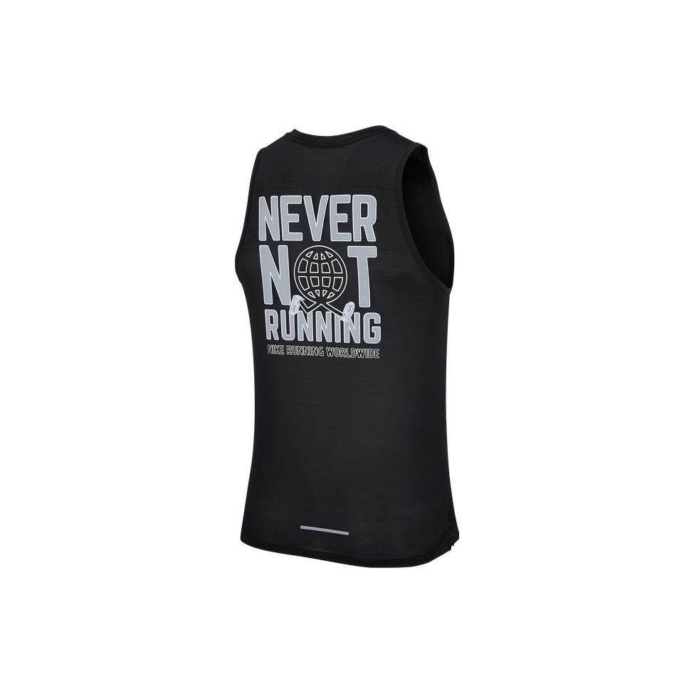 Nike Мужские майки MILER Черные с круглым вырезом Умеренный прямой крой DD1554-010