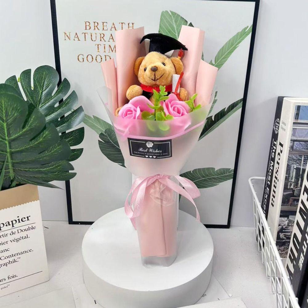 Разноцветный букет из мишек-выпускников, милый мультяшный очаровательный мишка, букет из подсолнухов и мыла, День учителя