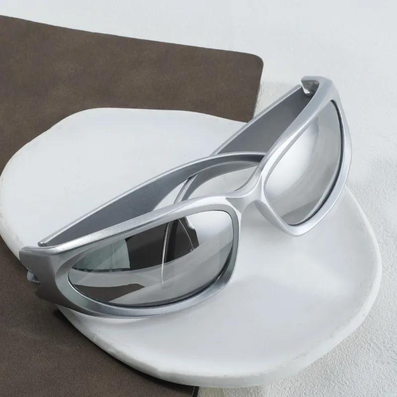 Y2K Style Silvery Glasses with Irregular Frame Perfect for Concerts Parties and Gifts Trendy Accessory