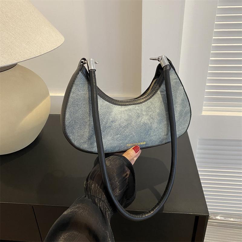 В этом году популярная маленькая женская сумка осень 2024 года, новая повседневная модная сумка через плечо в иностранном стиле, женская сумка-мессенджер