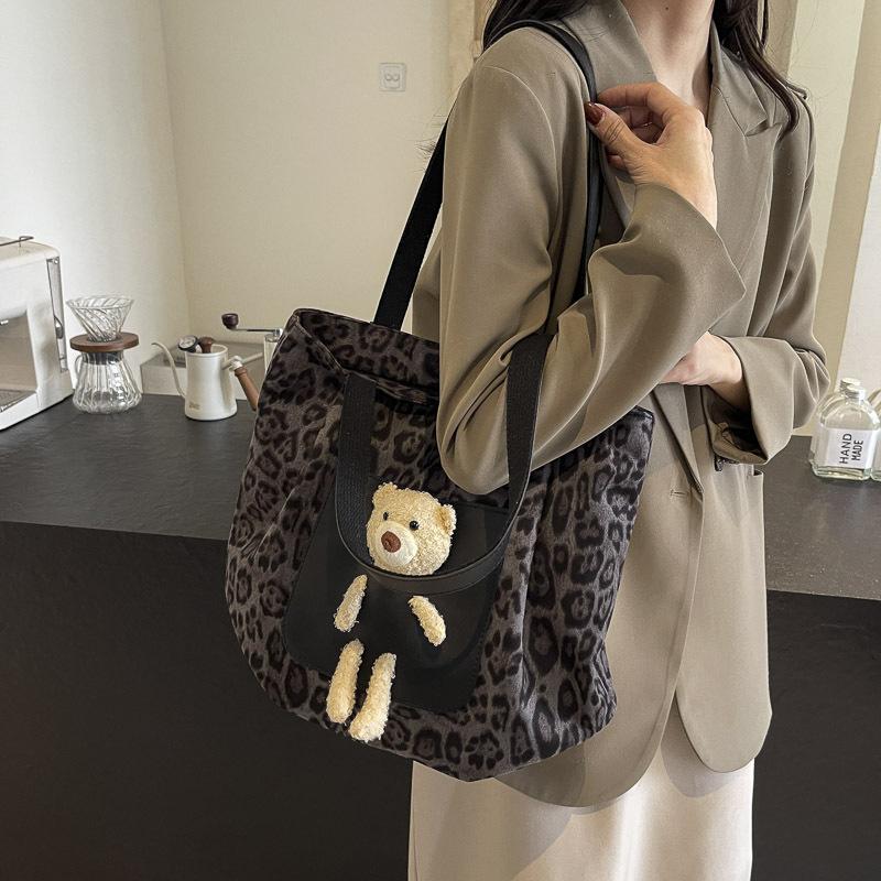 Винтажная леопардовая сумка-тоут большой емкости с принтом медведя через плечо для женщин