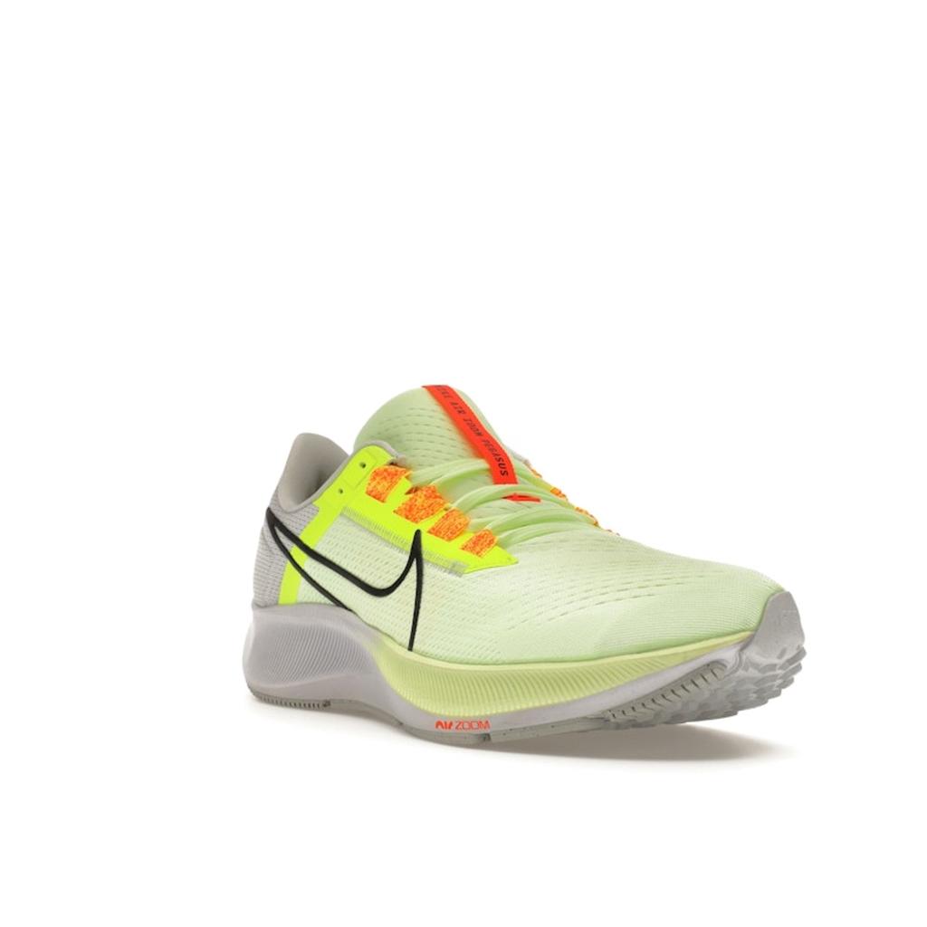 Nike Мужские кроссовки Air Zoom Pegasus 38 Fast Pack желтые Barely-Volt Volt CW7356-700