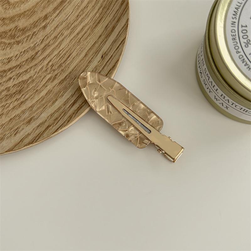 Элегантная весенняя французская шпилька: Высококачественная бесшовная боковая заколка для челки