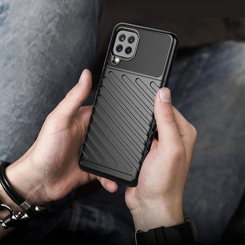Thunder Case elastyczne pancerne etui pokrowiec Samsung Galaxy A22 4G czarny