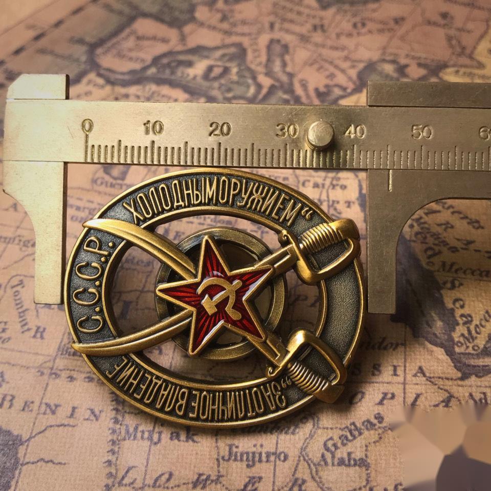 Репродукция советского герба Медаль Красной Звезды Командорская сабля Памятная медаль Российская CCCP Шапка Эмблема Колесо Шляпа Значок Медаль Медаль Брошь