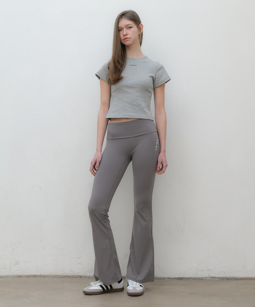 INJIACTIVE Slim Fit Logo Crop Tee Gray