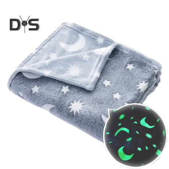 Double Sided Flannel Luminous Blanket Star Moon Dinosaur Graphics Glow-in-the-Dark Blanket Thermal Blanket for Kids Bed Stroller Car or Couch