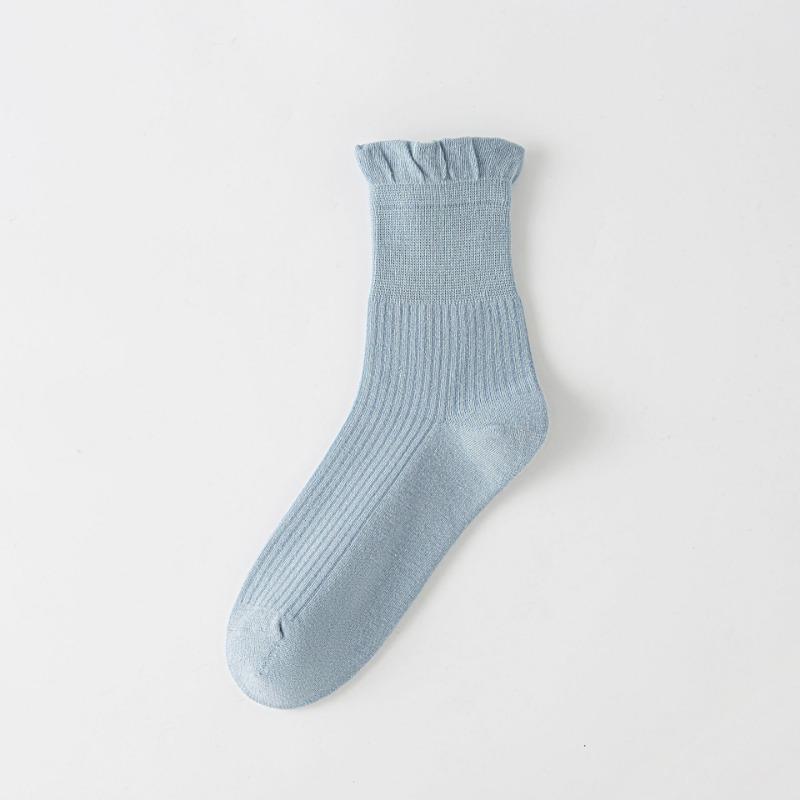 Women's Autumn Lace Mid-calf Socks Are Versatile and Casual. Cotton Long Calf Socks Are Sweat-absorbent