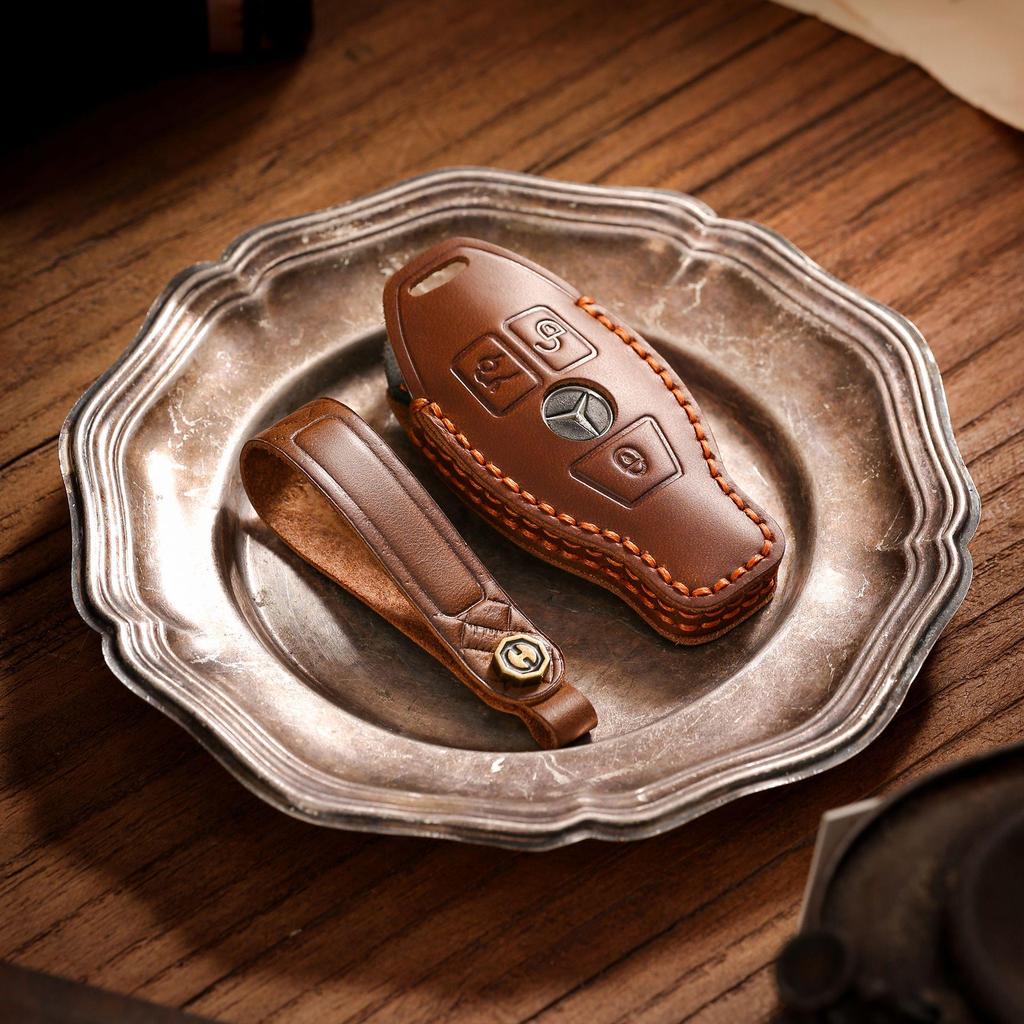 Кожаный чехол для ключа Mercedes-Benz GLK, E-Class, C-Class, R350, GL, GLC