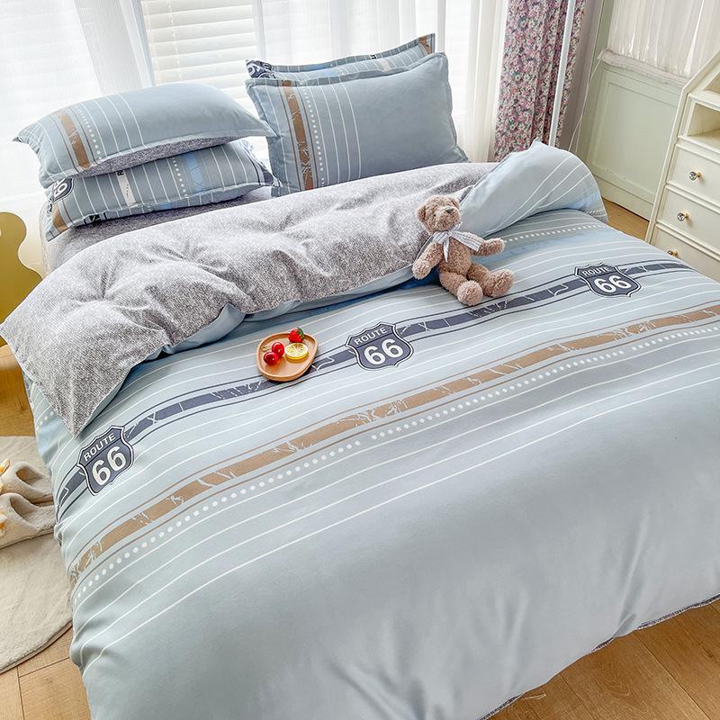 Утолщенный потертый комплект из четырех простых простыней из твила, пододеяльников, постельного белья