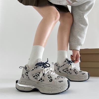 Женская обувь – Кроссовки