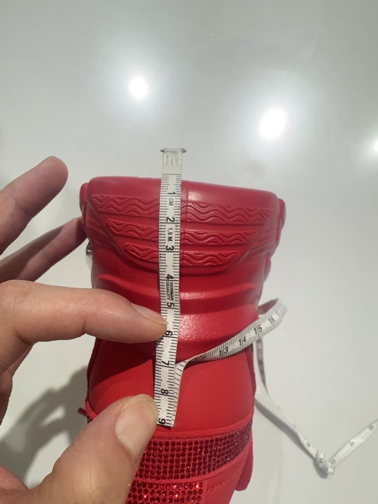 Свадебные туфли Xiuhe женские 2025 новые летние сетчатые дышащие кроссовки на платформе, увеличивающие рост, спортивные красные туфли для невесты