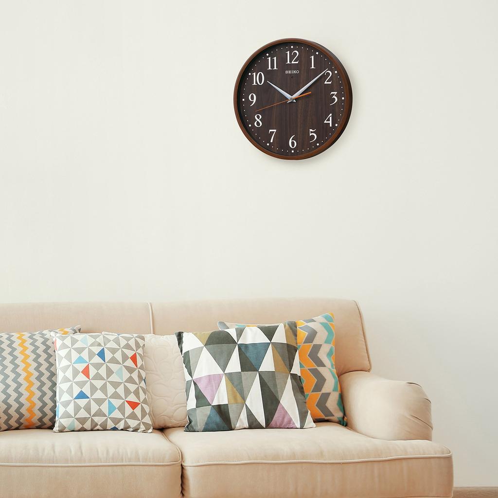 Часы настенные Seiko Clock Natural Radio Analog темно-коричневые с рисунком под дерево диаметр 300x45 мм KX399B