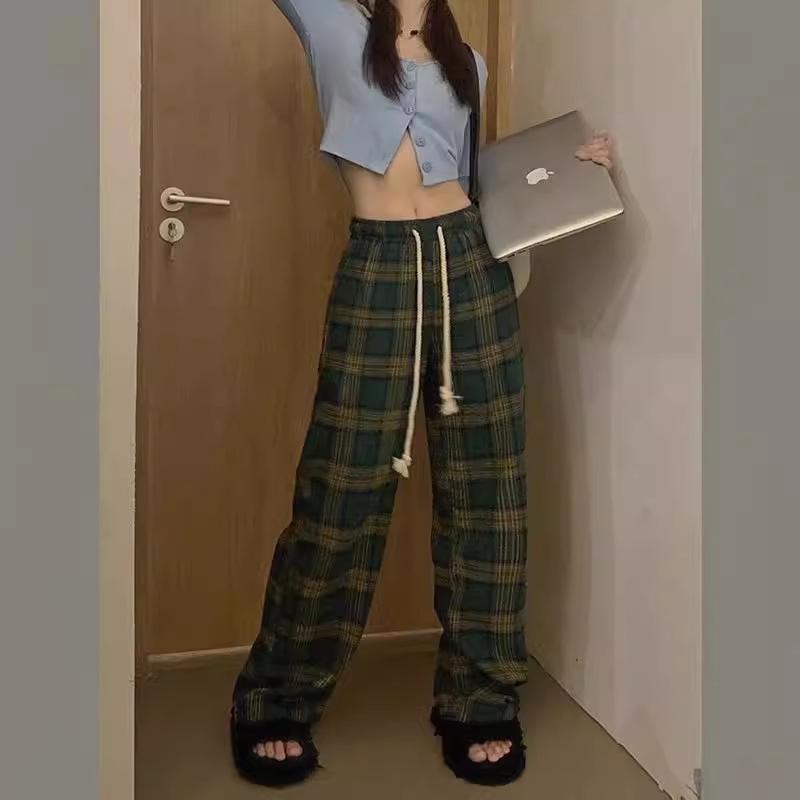 Женские брюки широкого кроя в красную клетку - повседневный осенне-зимний спортивный стиль