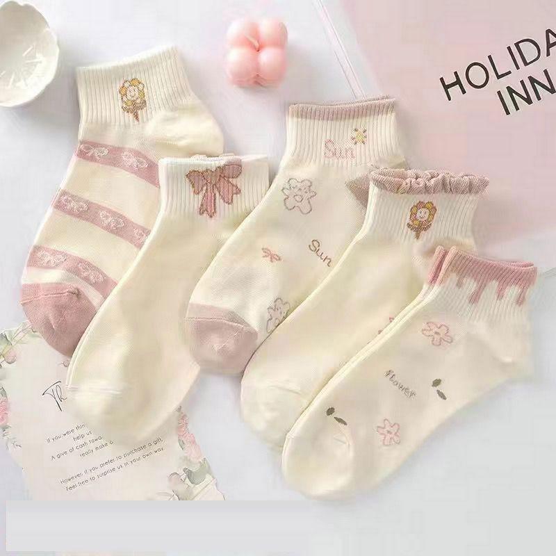 Женские летние носки-лодочки — тонкие, впитывающие пот, дышащие, с неглубоким горлом, с глубоким вырезом, в корейском стиле. Бесплатная доставка для отдельных пар.