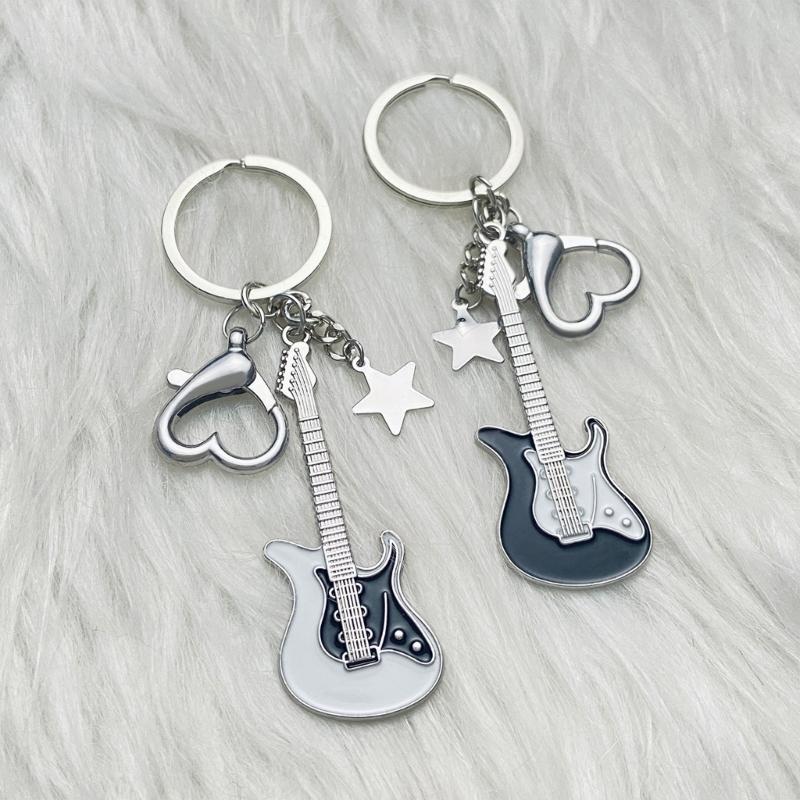 Ключница-брелок Y2K Гитара Сердце Звезда для Мужчин Женщин Сладкий Крутой Модный Подвеска Брелок Панк Винтаж Сумка Шарм Аксессуар