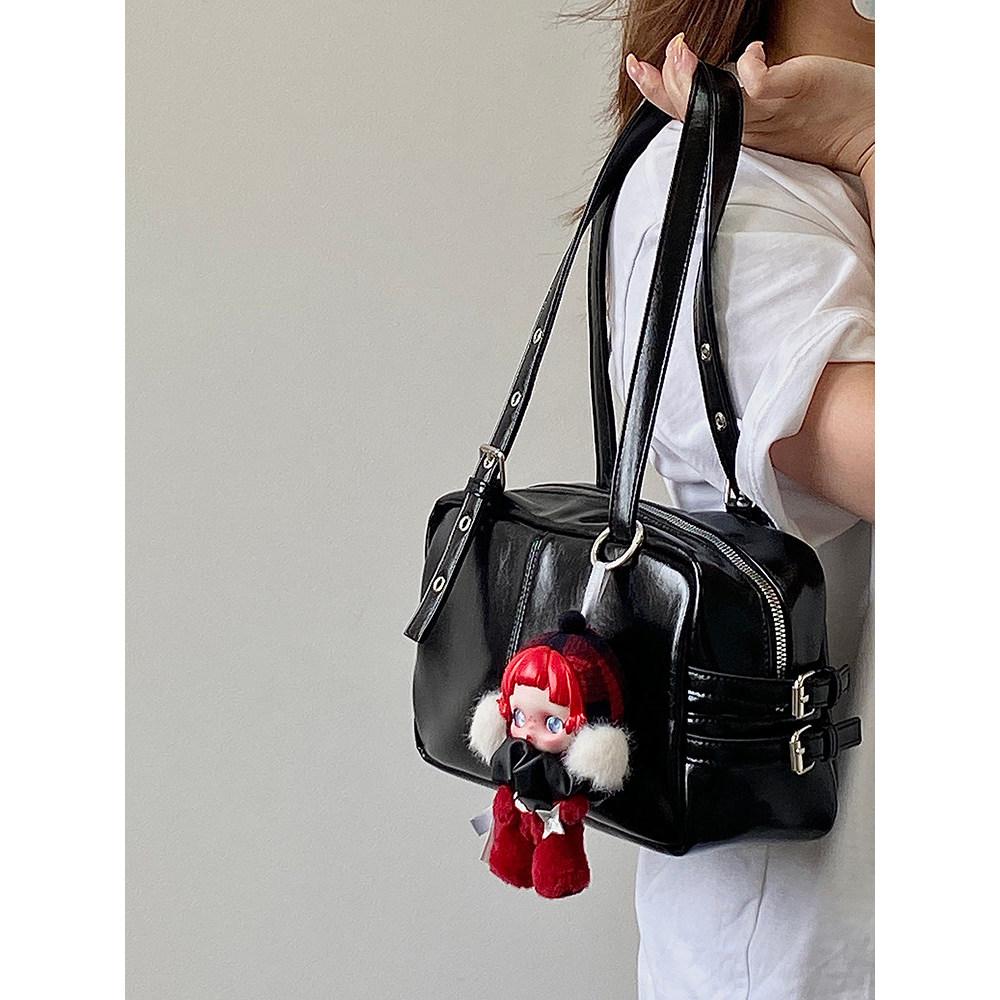 IELGY One-Shoulder Underarm Bag Retro Large-Capacity Bowling Female Bag