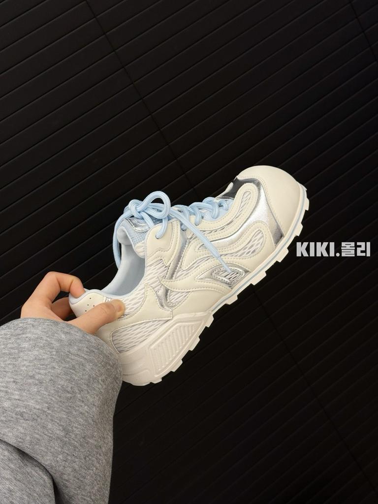 H55 Fashion Bowling Shoes Women's New Leisure Sports Thick-soled Thin Versatile Board Shoes Tide