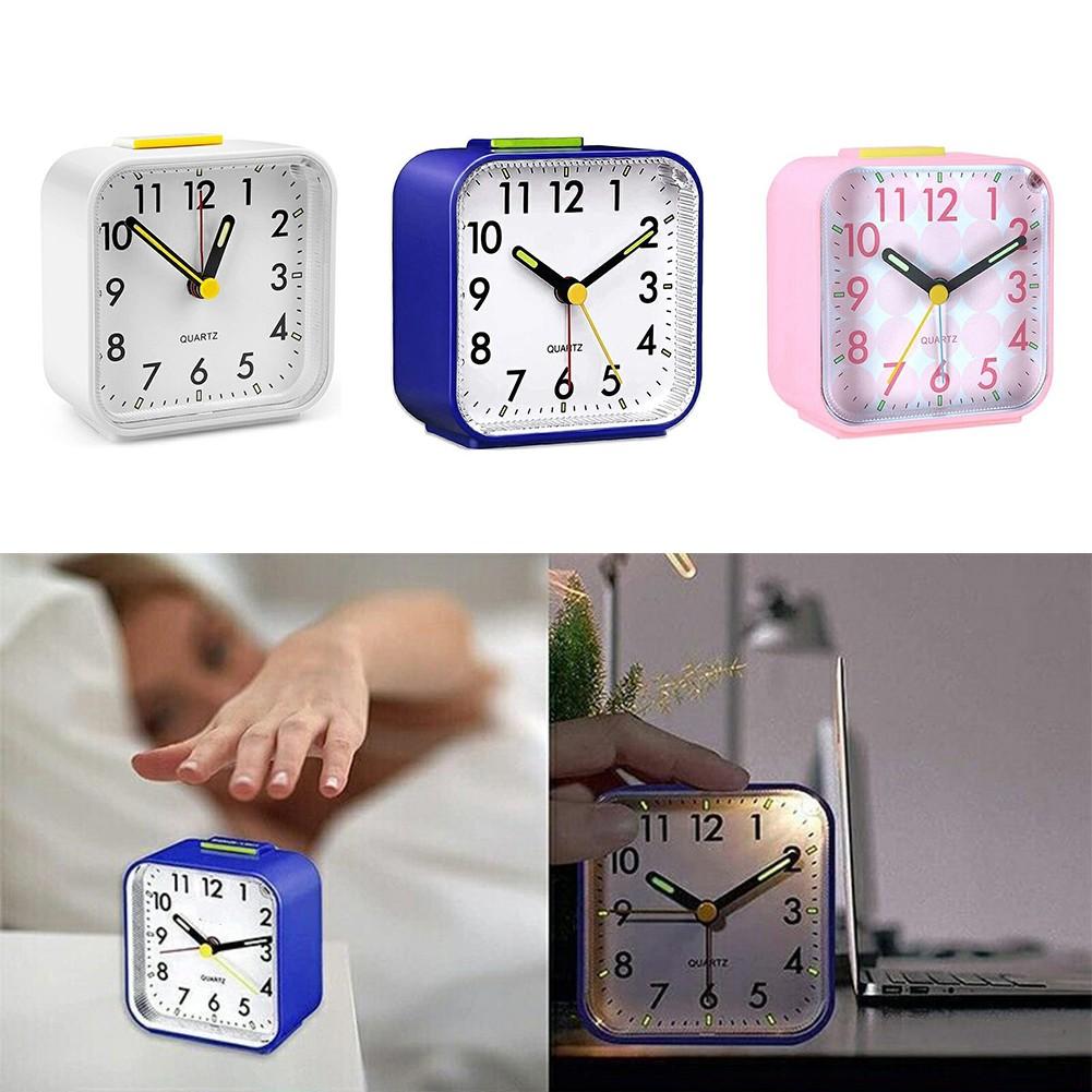 Кварцевый будильник с ночником без тиканья, бесшумные маленькие прикроватные часы