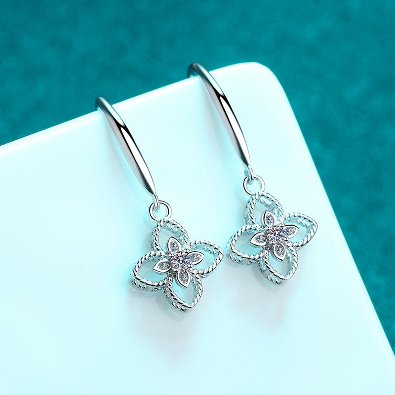 925 Silver Plated Pt950 Golden Ear Hook Simple Earrings Female 10 Points Mossan Diamond Four Leaf Cao Ear