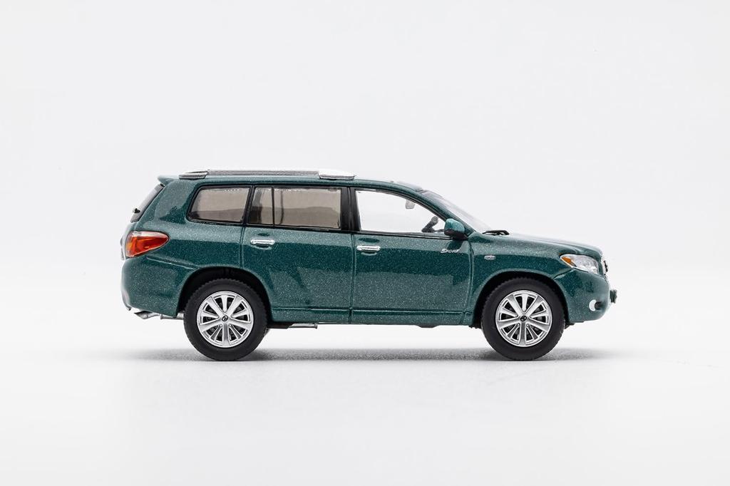 Gaincorp Products Toyota Highlander LHD Green Finished Product 1/64