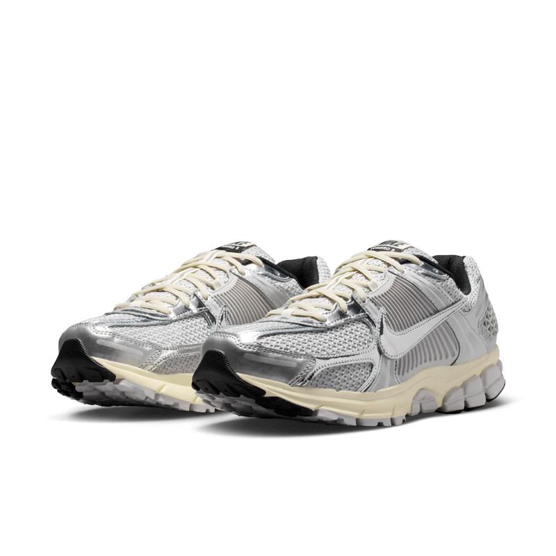 Nike Мужские беговые кроссовки Zoom Vomero 5