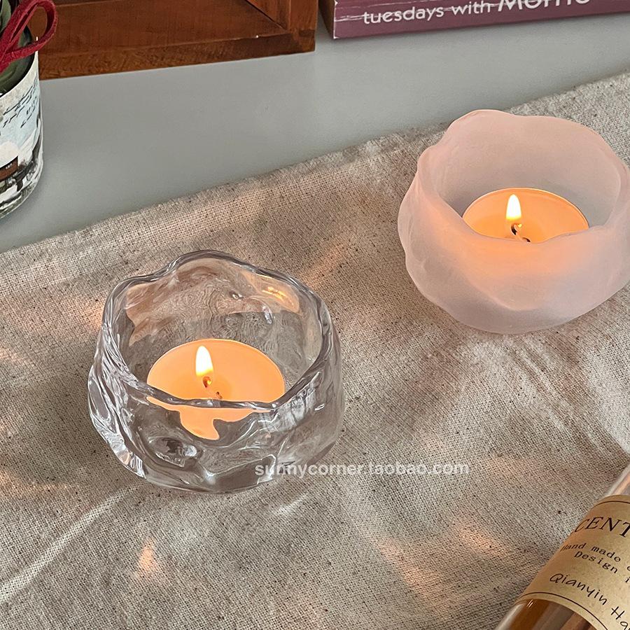 Подсвечник из неровного стекла в европейском стиле для романтической атмосферы – Идеальный декор для гостиной или обеденного стола