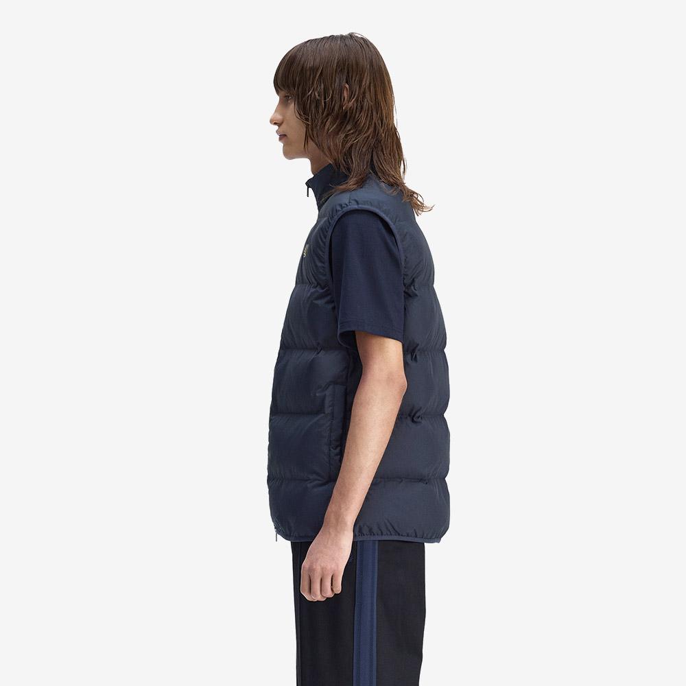 Fred Perry [Спорт] Утепленный жилет - Темно-синий Afpm2538522-608