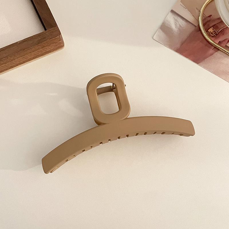 Большая женская шпилька высокого класса: Новая модель Shark Clip 2025 года на осень/зиму