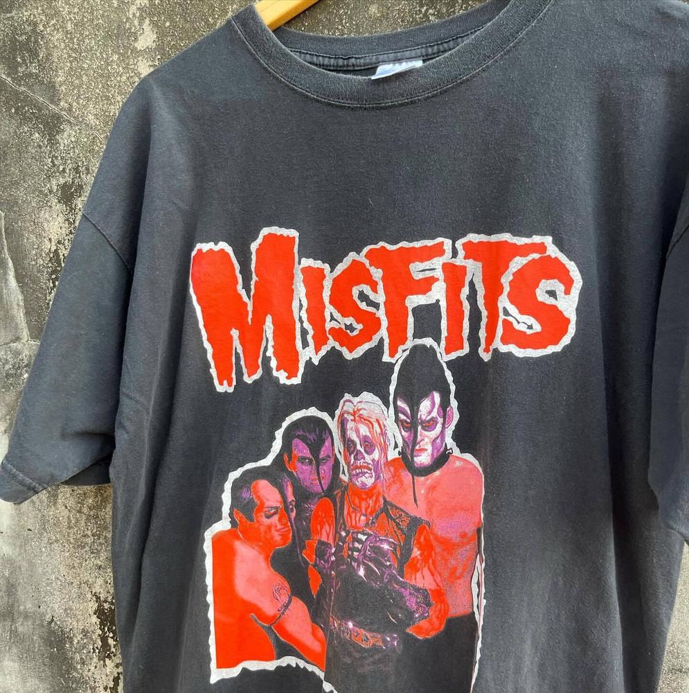 90s Misfits band Famous Graphic black shirt Unisex T-Shirt