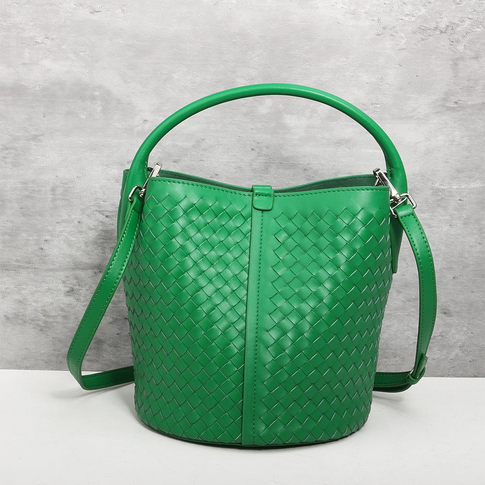 Braided Cowhide Bucket Bag Women's Crossbody Bag Large Capacity Premium Sense Basket Tote Women's Commuter Shoulder Bag