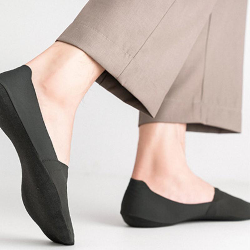 Men Ice Silk Seamless Boat Socks Breathable Cotton Bottom Silicone Non-slip Ankle Invisible Socks for Men