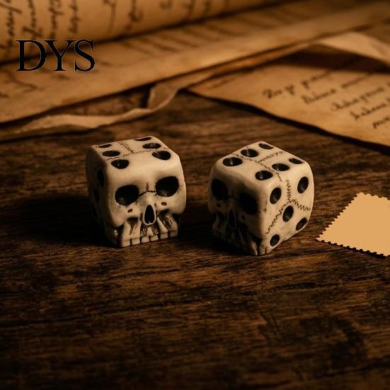 Handheld Lightweight Dice Skull for Adults, Gothic Resin Shaped Portable Running Groups 6 Sided Entertainment, Halloween Party Favors Matte