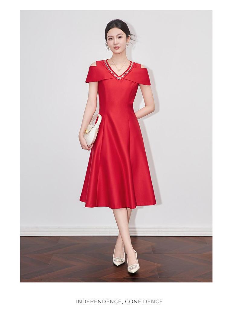 Элегантное французское летнее вечернее платье с V-образным вырезом, открывающее плечи - Дизайн «легкая роскошь», расшитый стразами, облегающий талию