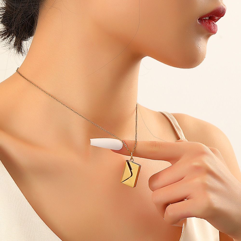 Openable Envelope Necklace Heart Lovers Choker Necklace Chic Pendant Sweater Chain Gift