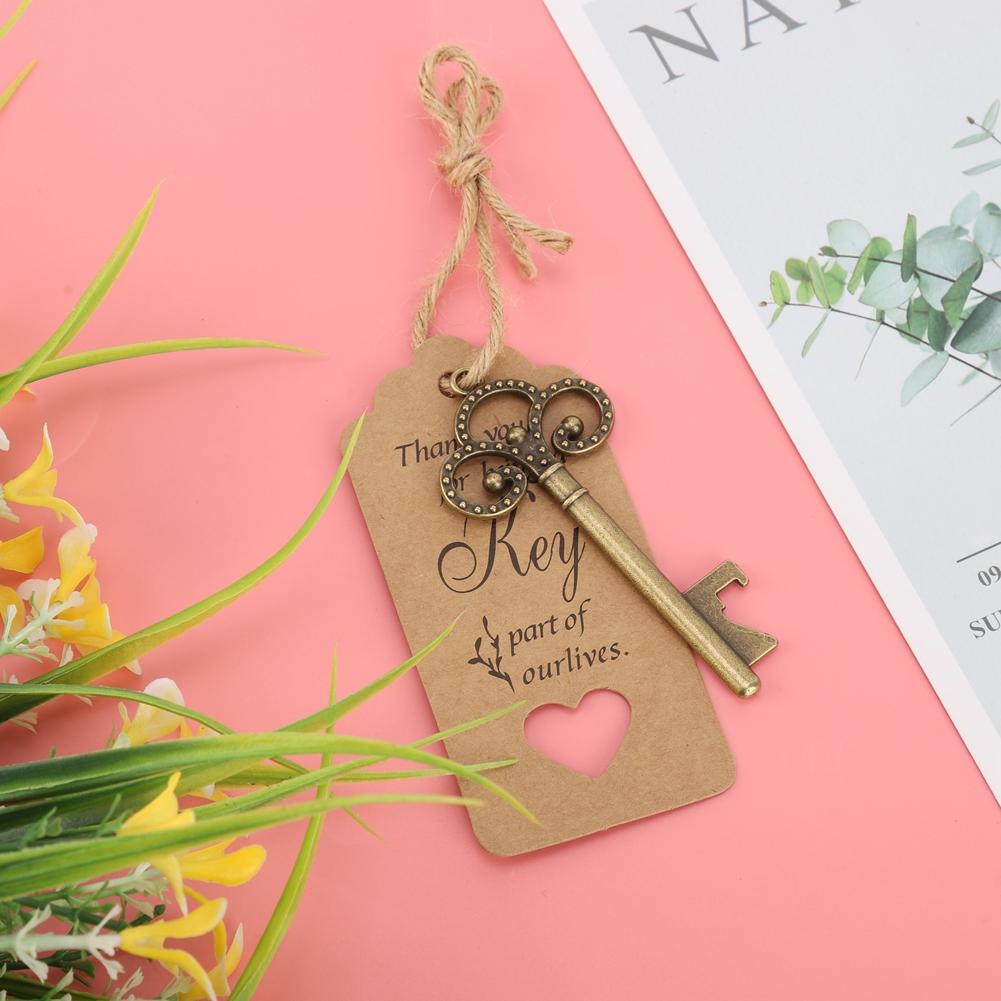 Открывалка для бутылок в форме ключа с биркой-карточкой для подарков гостям на свадьбу