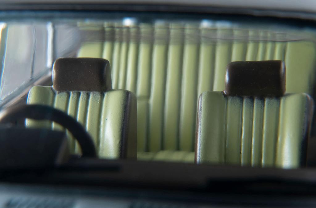 Tomica Limited Vintage Neo 164 LV-N279a Toyota Land Cruiser 60G Package White Finished Product 320326