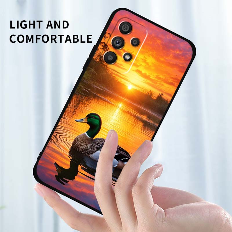 Мультяшный аниме-утенок Для Samsung A73 A72 A71 A55 A54 A53 A52 A51 A13 A22 A16 A15 A12 A14 A26 A07 5G Черный чехол для телефона